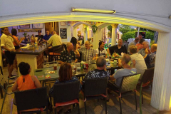 Nederlandstalige Bar bij Villa Oranje in Pattaya