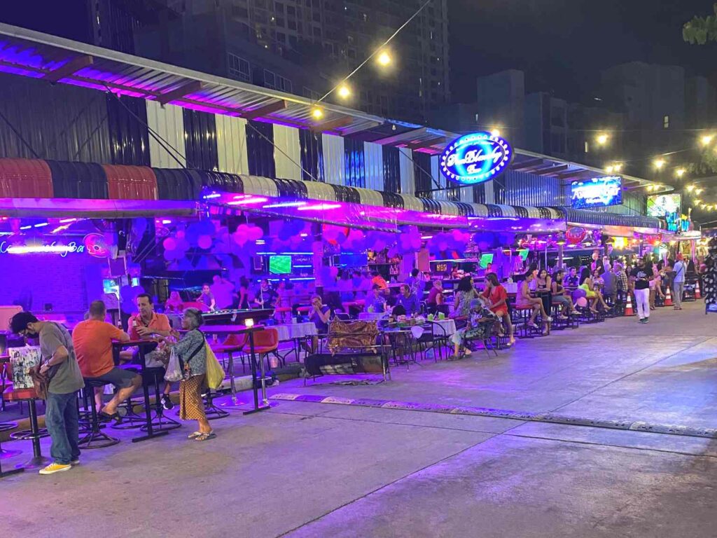 Soi Bukhao has many beer bars. For sure you will make friends here. The #1 nightlife area in Pattaya and thus for Thailand.
